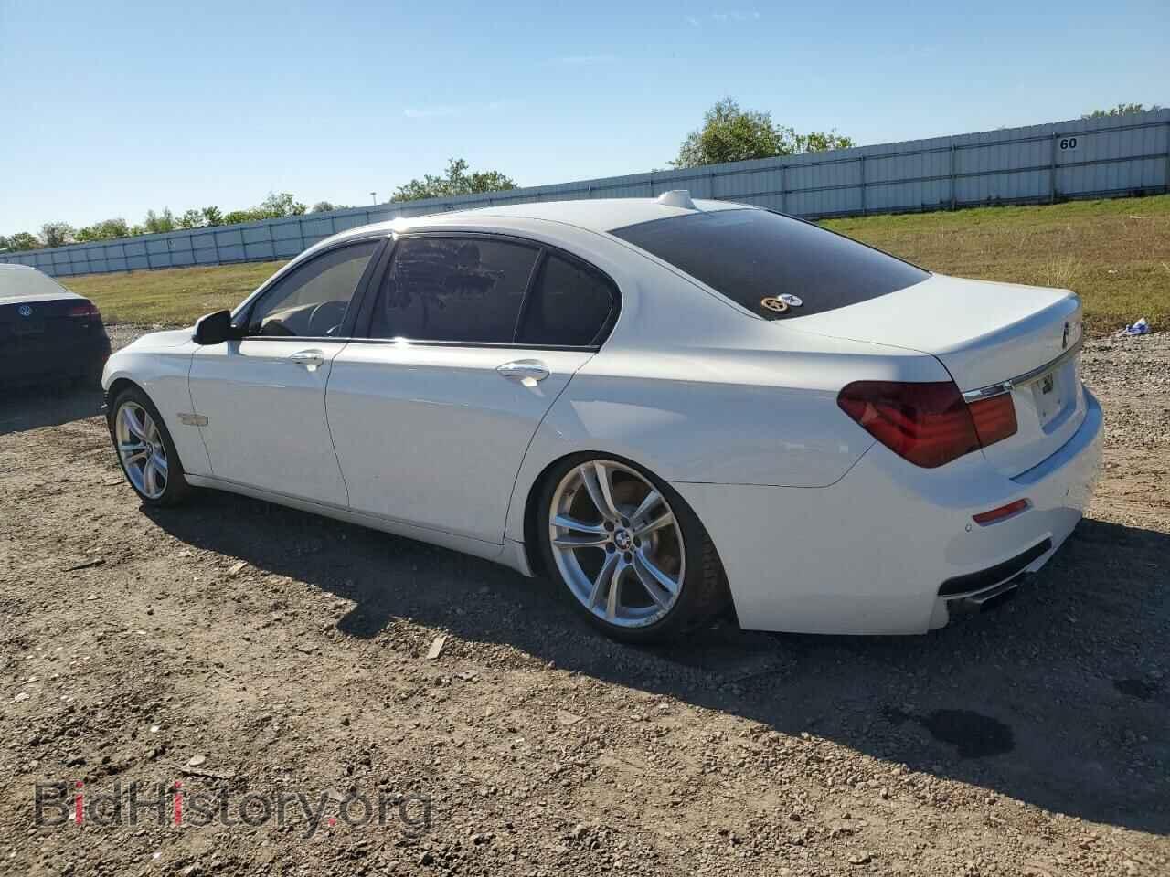 2014 BMW 7 SERIES - VIN: WBAYE4C57ED138408 - Фото 2