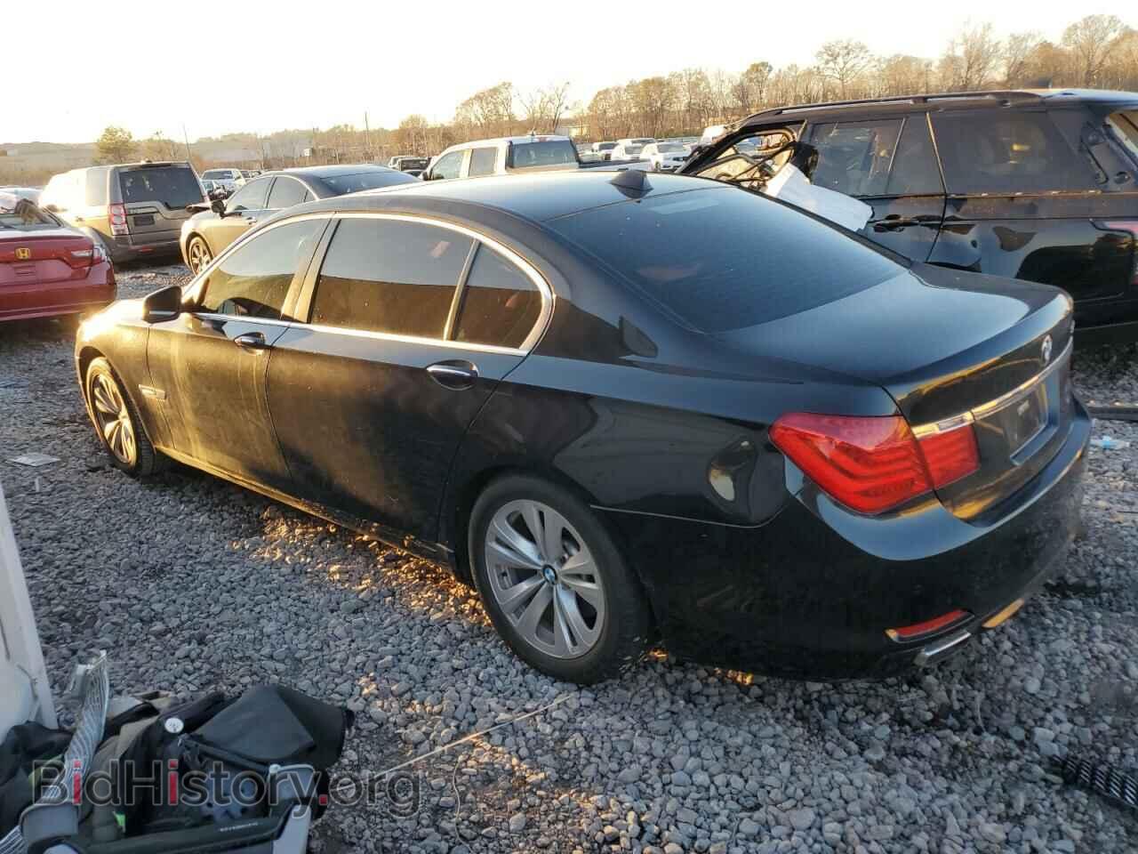 2012 BMW 7 SERIES - VIN: WBAKB4C5XCC577040 - Фото 2