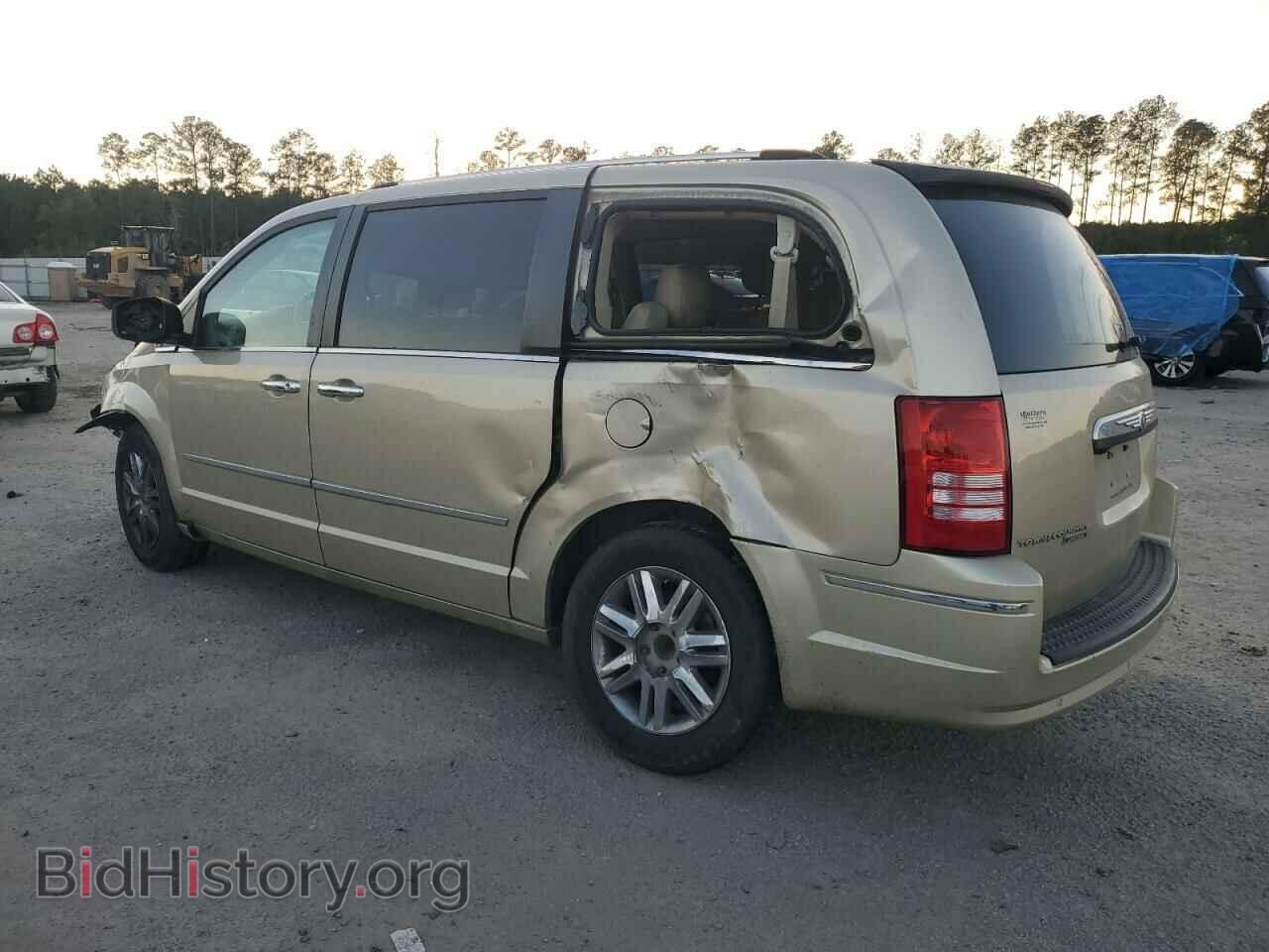2010 CHRYSLER MINIVAN - VIN: 2A4RR7DX6AR321829 - Фото 2