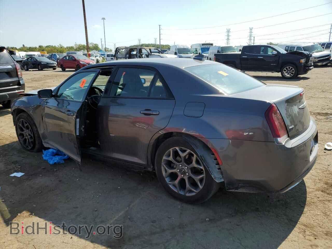 2017 CHRYSLER 300 - VIN: 2C3CCAGGXHH542490 - Фото 2