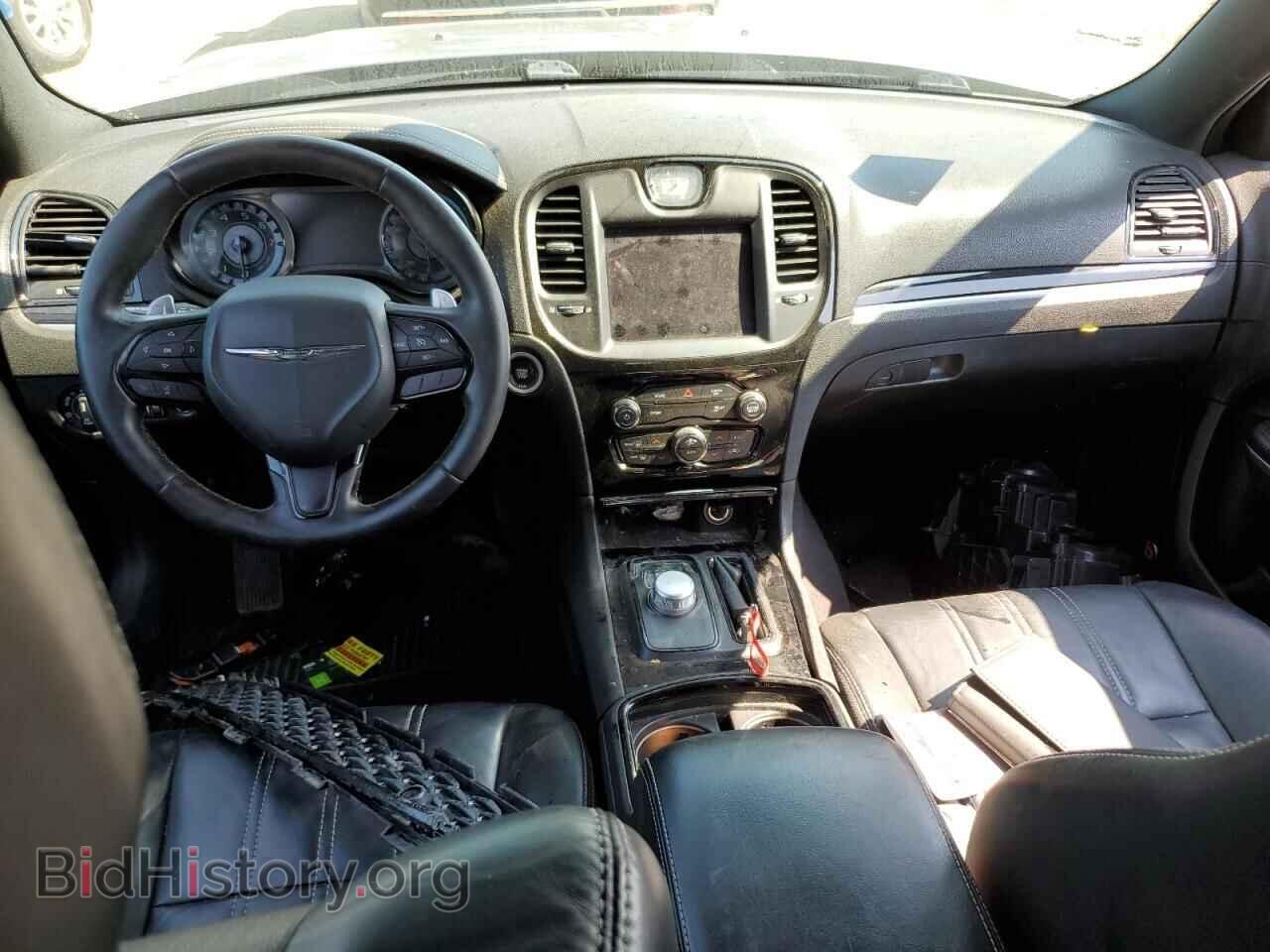 2017 CHRYSLER 300 - VIN: 2C3CCAGGXHH542490 - Фото 8