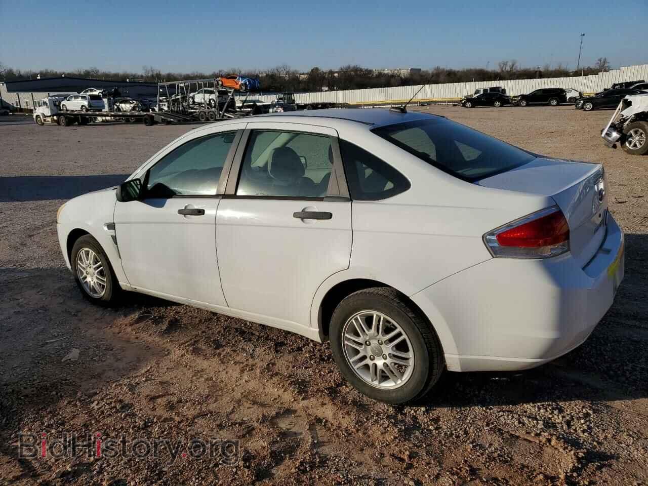 2008 FORD FOCUS - VIN: 1FAHP35N08W241575 - Фото 2