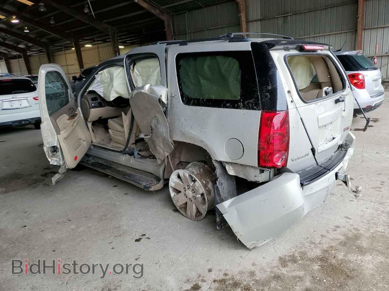 2008 GMC YUKON - VIN: 1GKFC13J18R172187 - Фото 2
