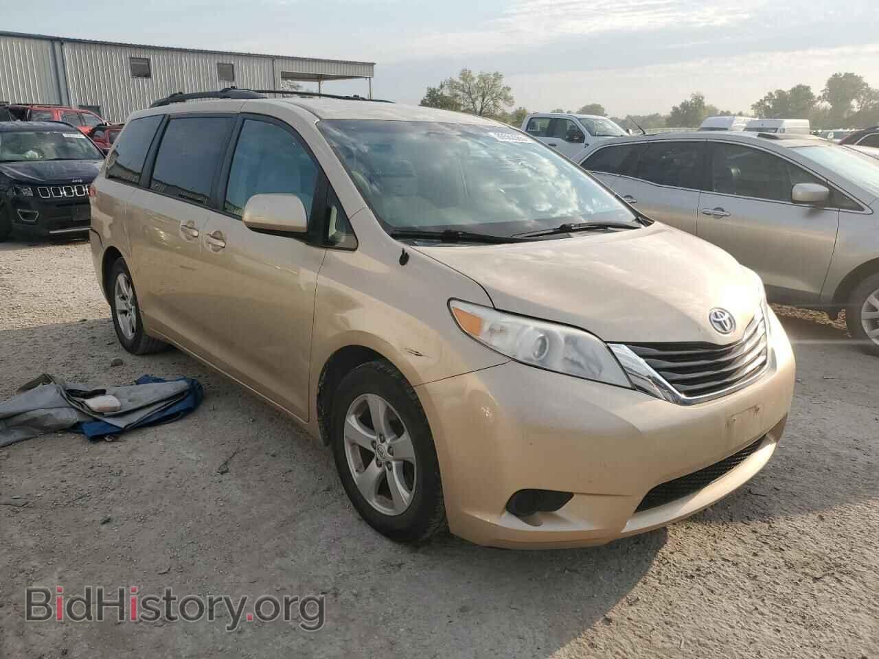 2012 TOYOTA All Models - VIN: 5TDKK3DC0CS176279 - Фото 4