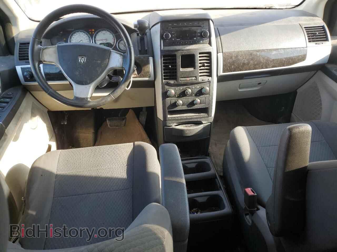 2010 DODGE CARAVAN - VIN: 2D4RN5D16AR245176 - Фото 8