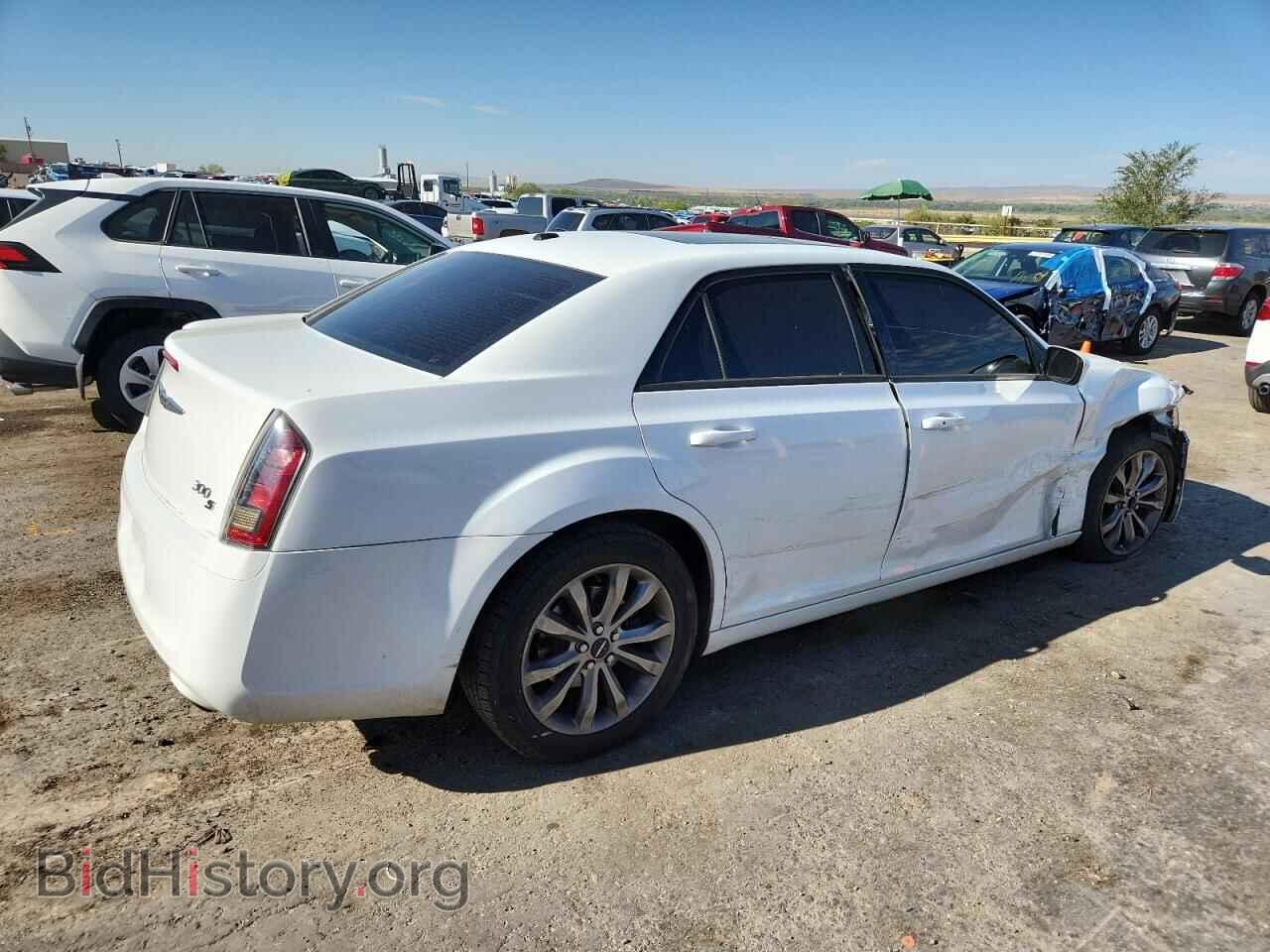 2014 CHRYSLER 300 - VIN: 2C3CCAGG5EH297982 - Фото 3