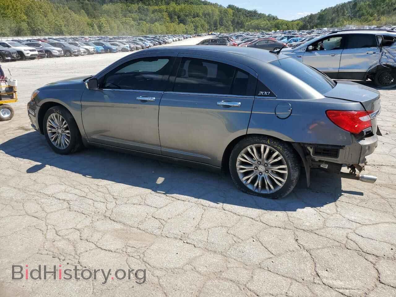 2012 CHRYSLER 200 - VIN: 1C3CCBCG7CN327127 - Фото 2