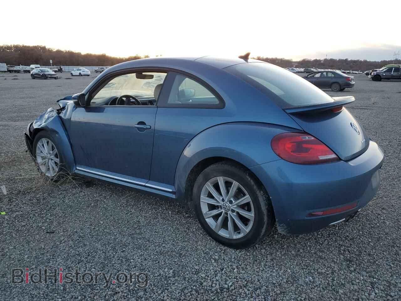 2017 VOLKSWAGEN BEETLE - VIN: 3VWJ17AT8HM606347 - Фото 2