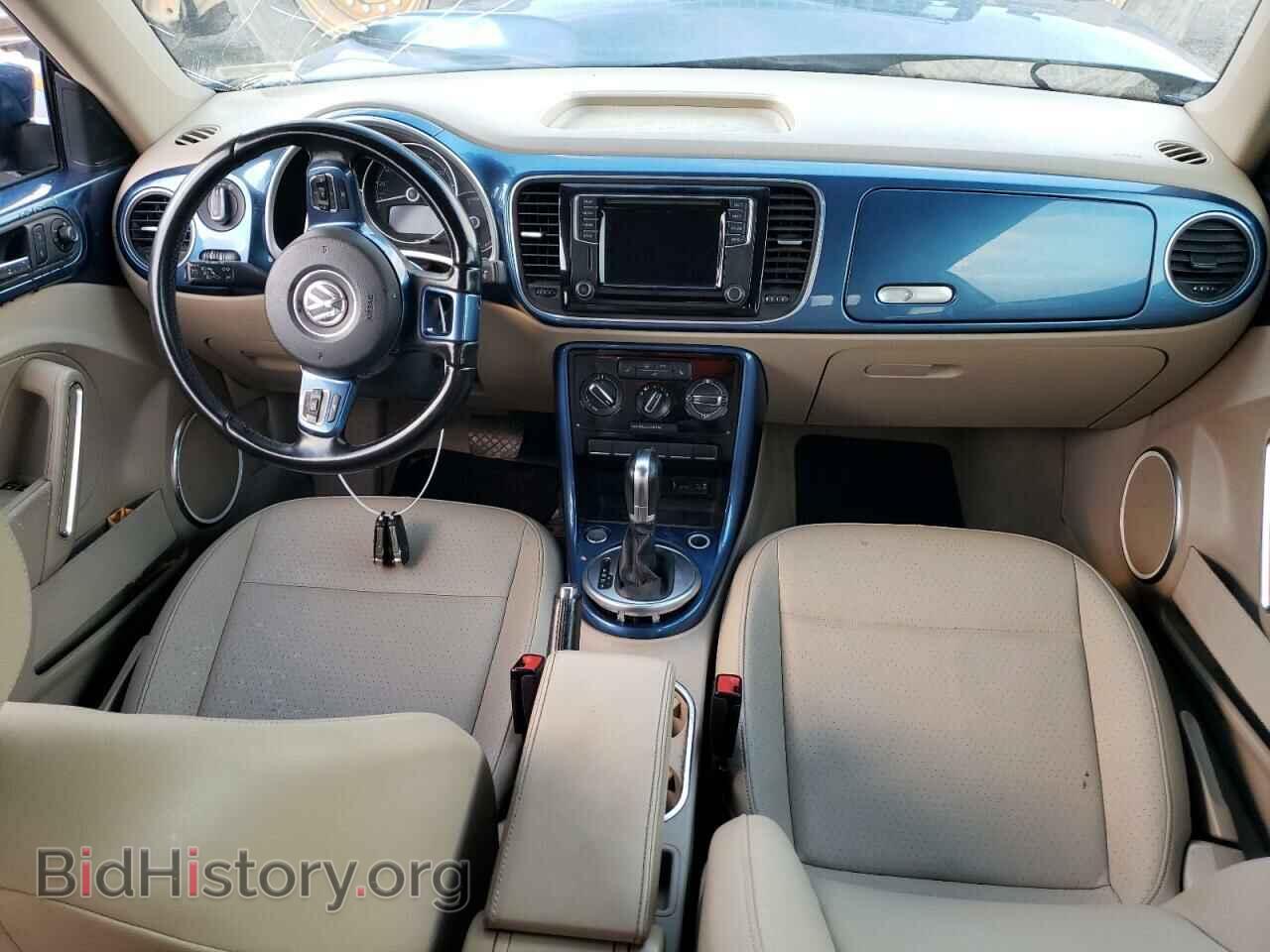 2017 VOLKSWAGEN BEETLE - VIN: 3VWJ17AT8HM606347 - Фото 8