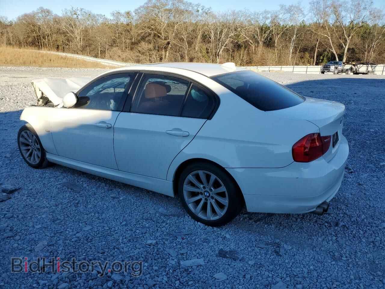 2011 BMW 3 SERIES - VIN: WBAPH5G56BNM81123 - Фото 2