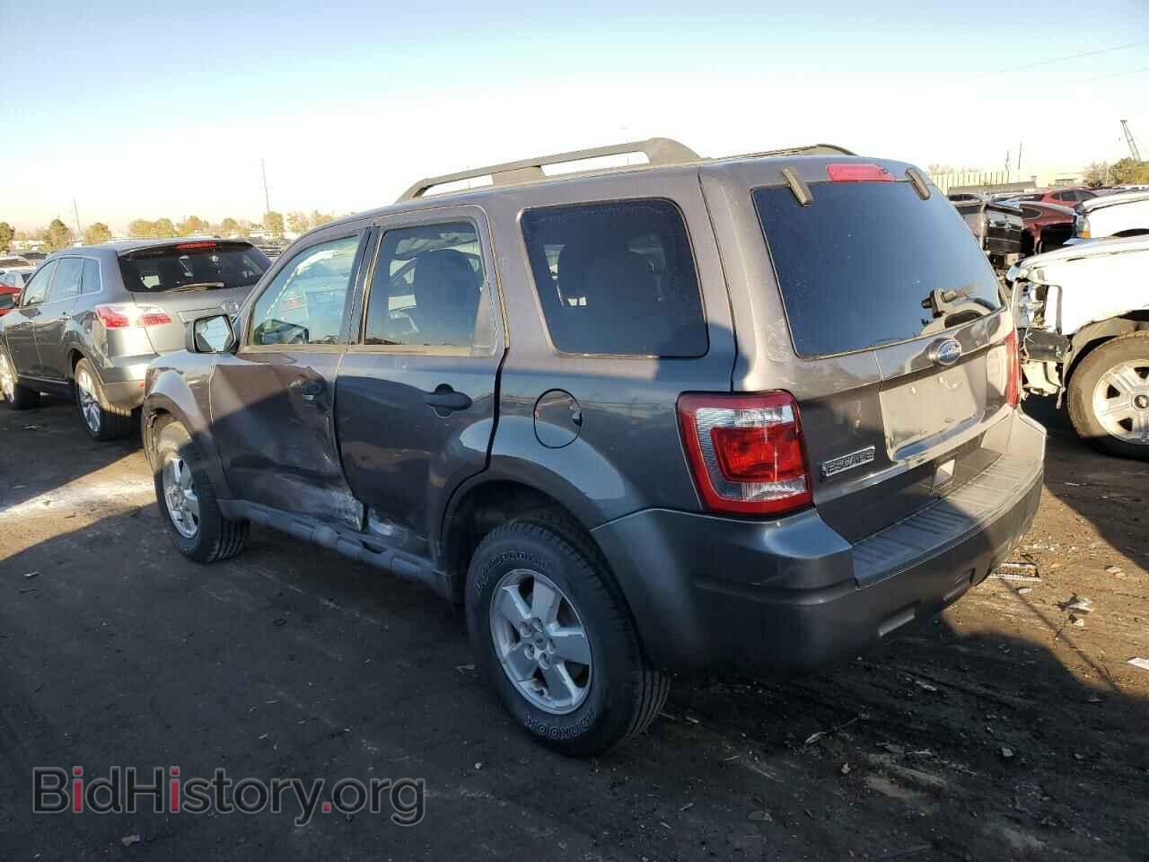 2011 FORD ESCAPE - VIN: 1FMCU0D76BKA67293 - Фото 2