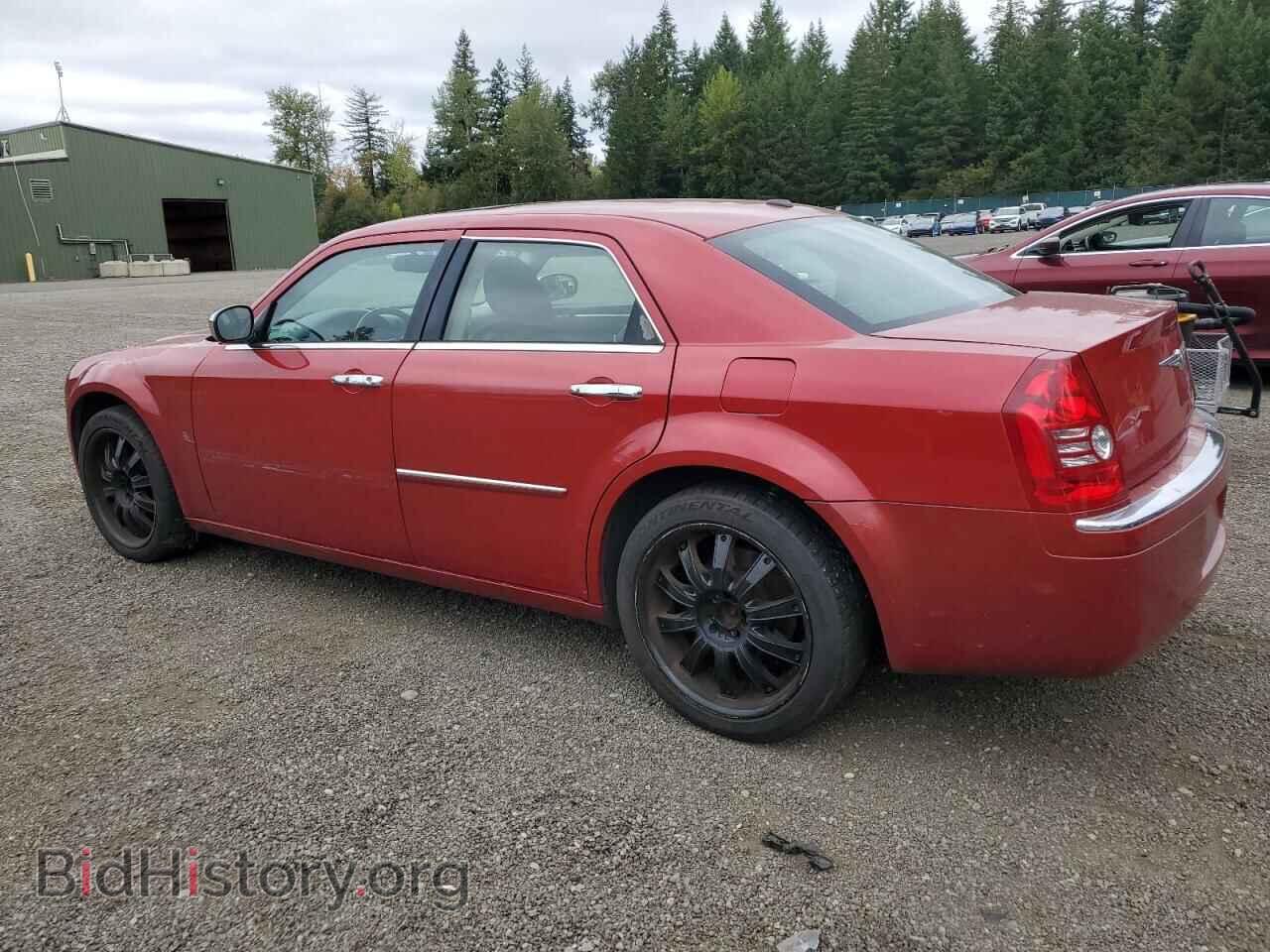 2010 CHRYSLER 300 - VIN: 2C3CA3CV2AH249677 - Фото 2