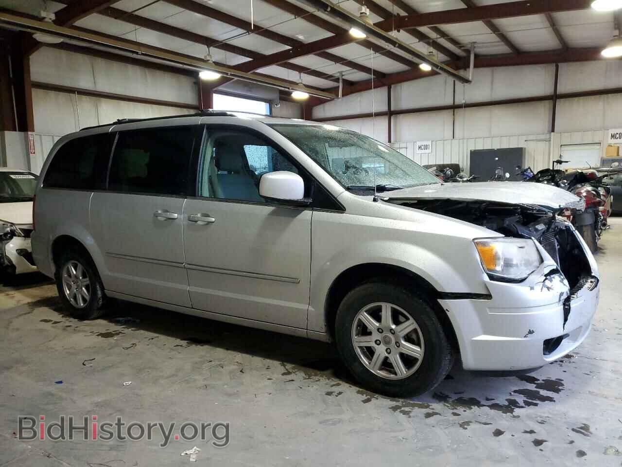 2010 CHRYSLER MINIVAN - VIN: 2A4RR5D17AR337649 - Фото 4