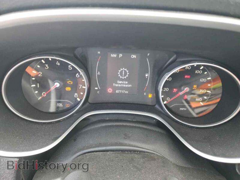 2020 Jeep COMPASS (VIN 3C4NJCAB9LT253104) — photo 9 of 15
