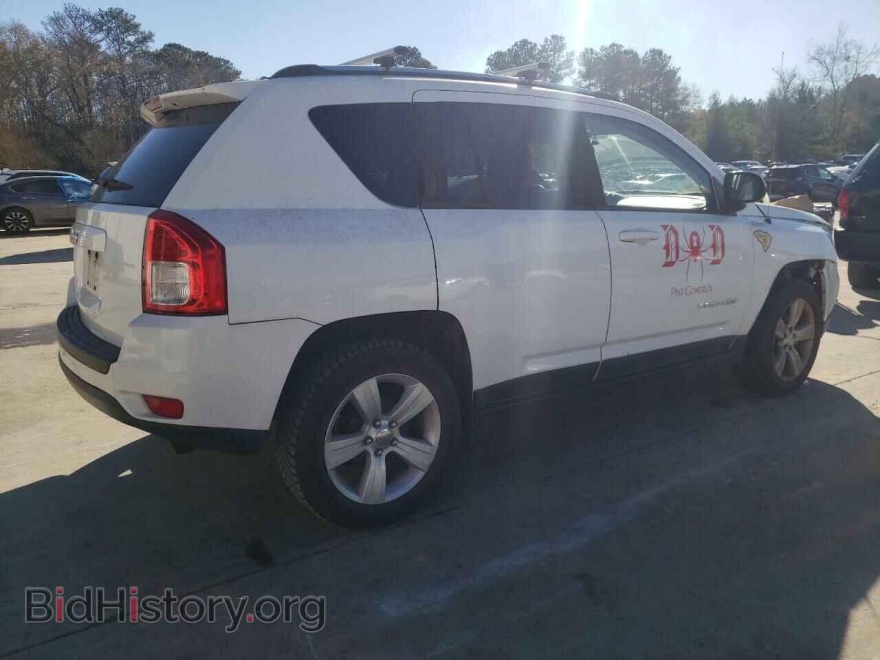 2011 JEEP COMPASS - VIN: 1J4NT1FA9BD245484 - Фото 3