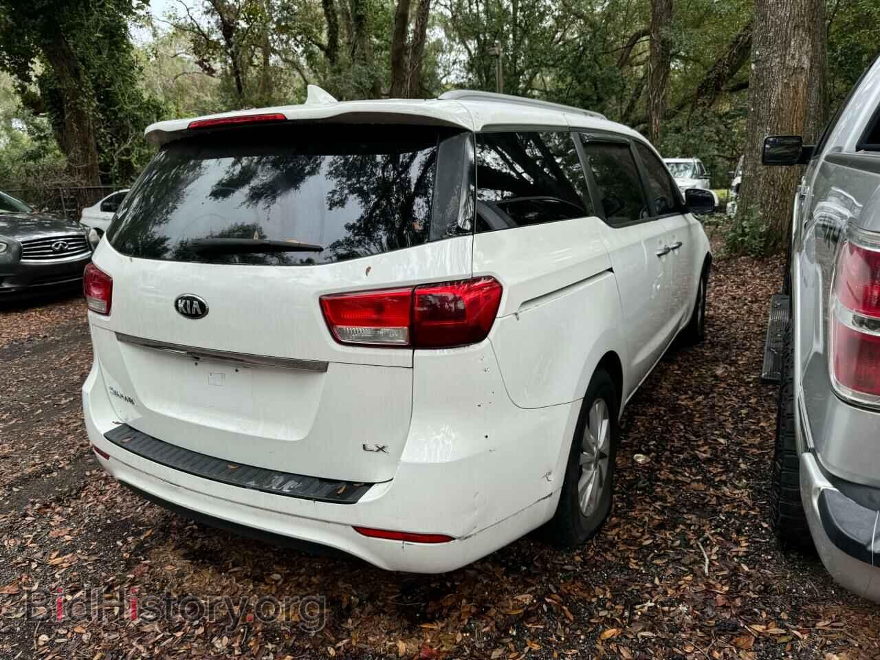 2015 KIA All Models - VIN: KNDMB5C19F6066274 - Фото 4