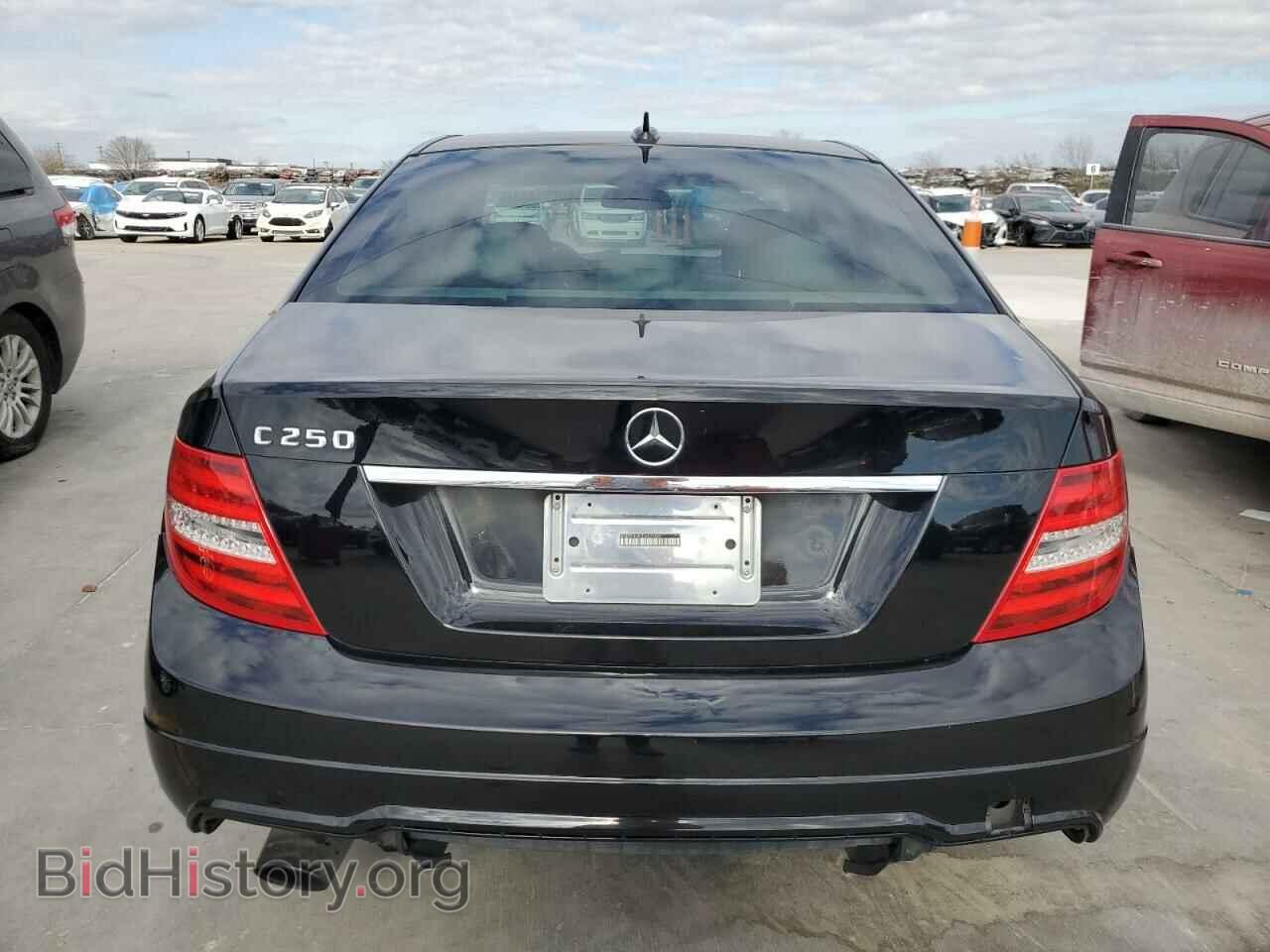 2013 MERCEDES-BENZ C-CLASS - VIN: WDDGF4HB7DA825260 - Фото 6