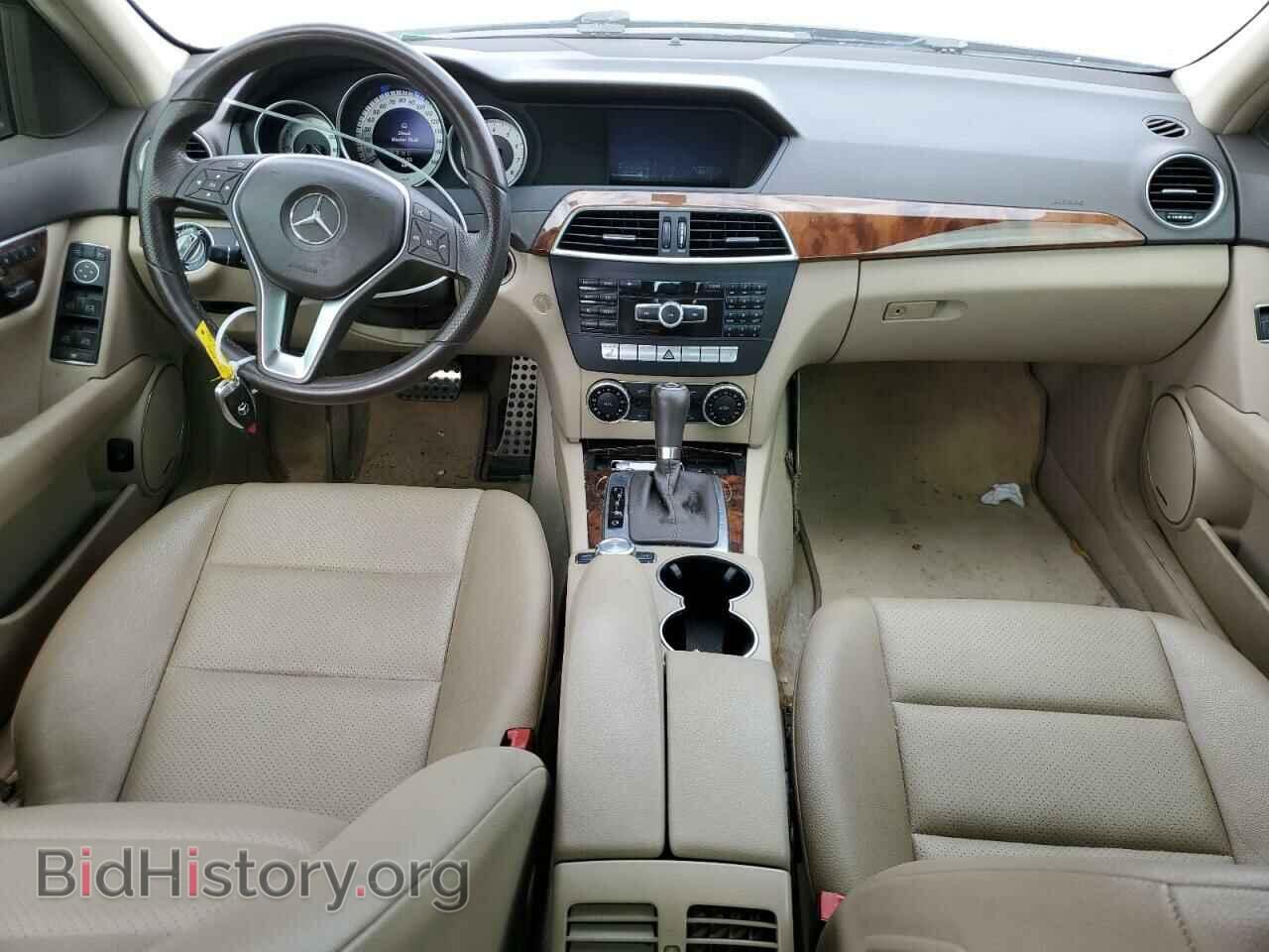 2013 MERCEDES-BENZ C-CLASS - VIN: WDDGF4HB7DA825260 - Фото 8