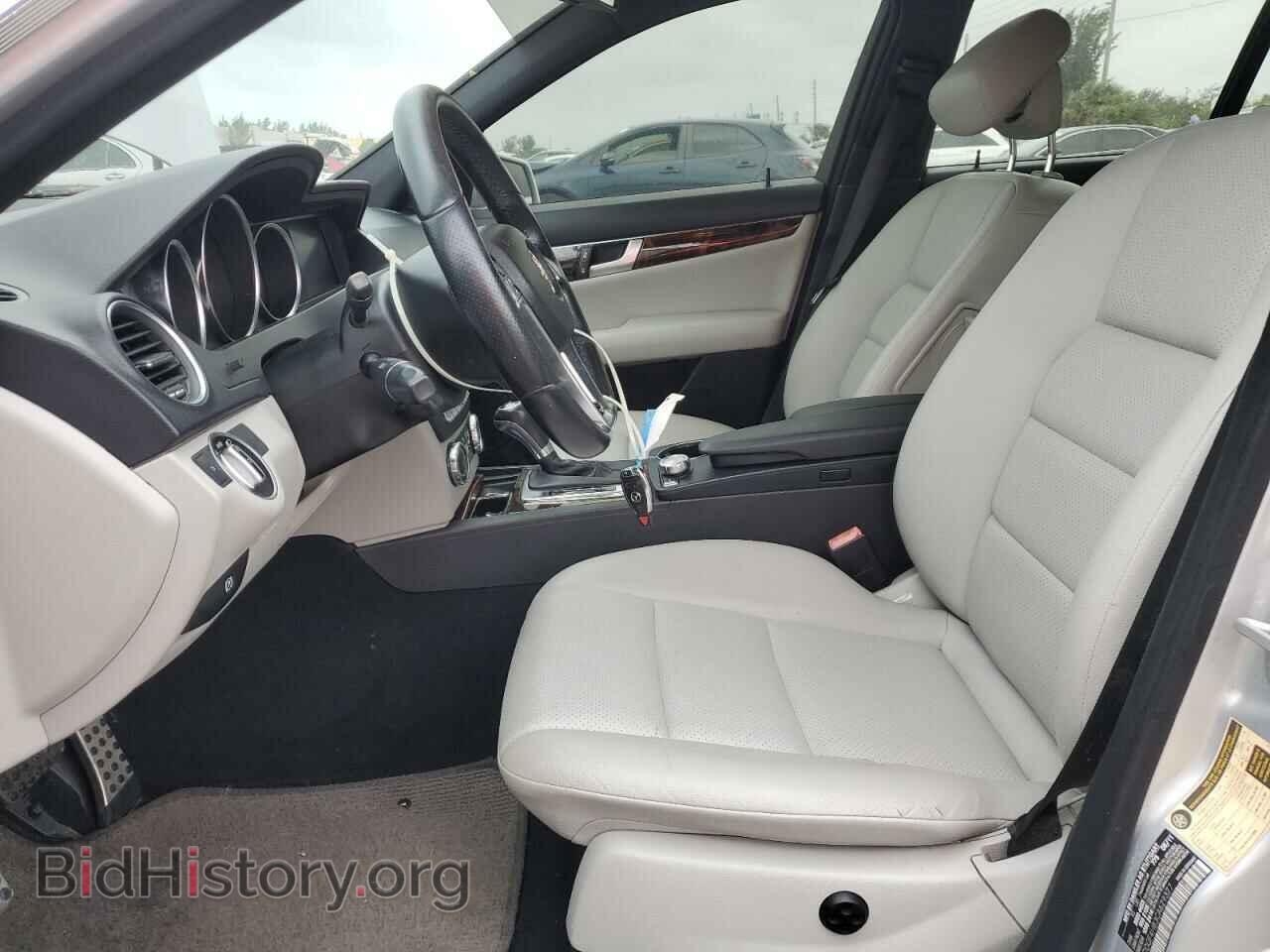 2012 MERCEDES-BENZ C-CLASS - VIN: WDDGF4HB3CA629377 - Фото 7