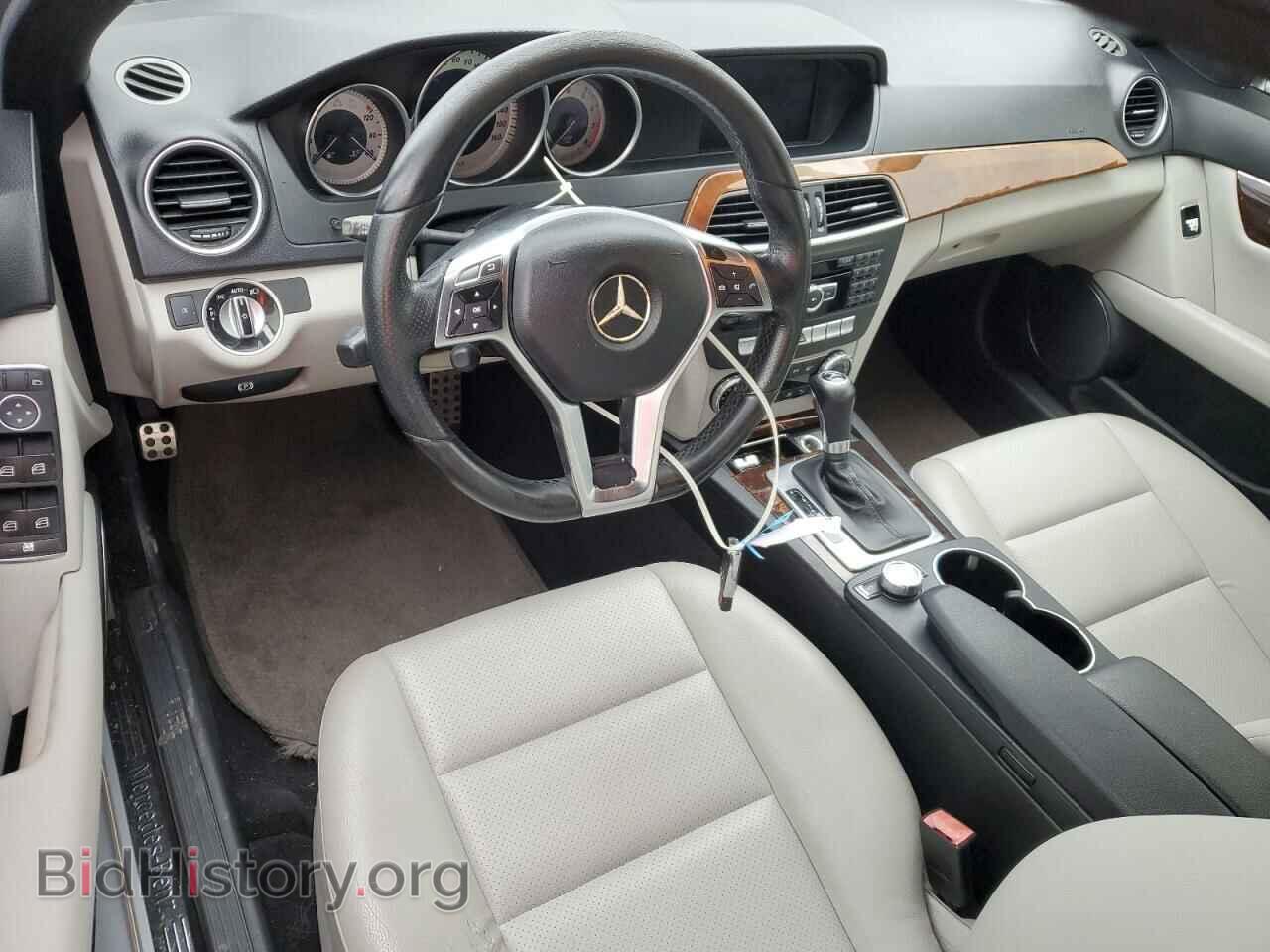 2012 MERCEDES-BENZ C-CLASS - VIN: WDDGF4HB3CA629377 - Фото 8