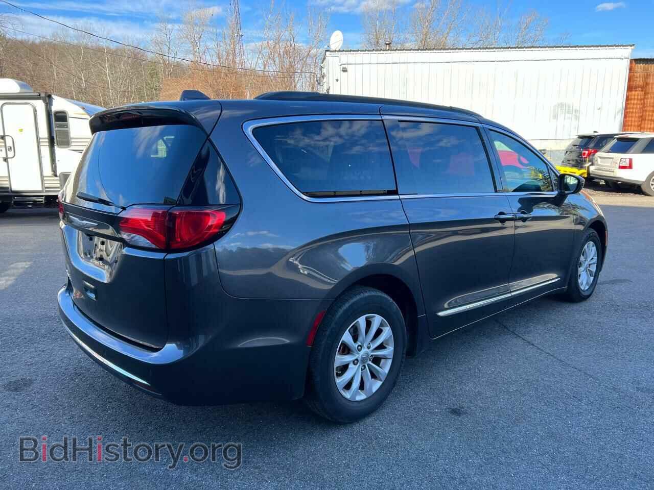 2017 CHRYSLER PACIFICA - VIN: 2C4RC1BG3HR524744 - Photo 4