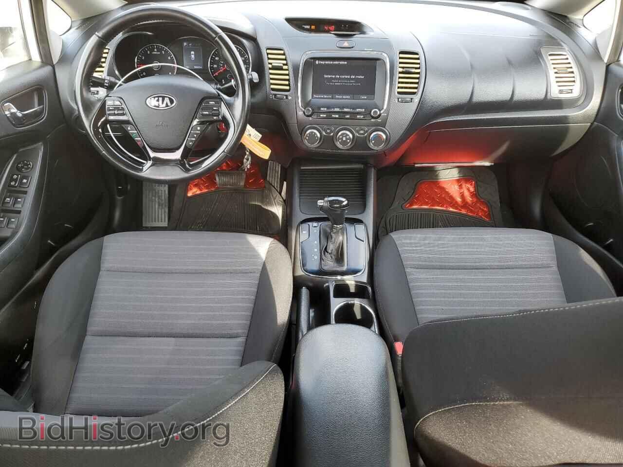 2017 KIA FORTE - VIN: 3KPFL4A75HE143419 - Фото 8