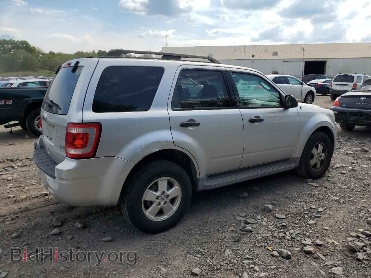 2011 FORD ESCAPE - VIN: 1FMCU9DG3BKA03474 - Фото 3