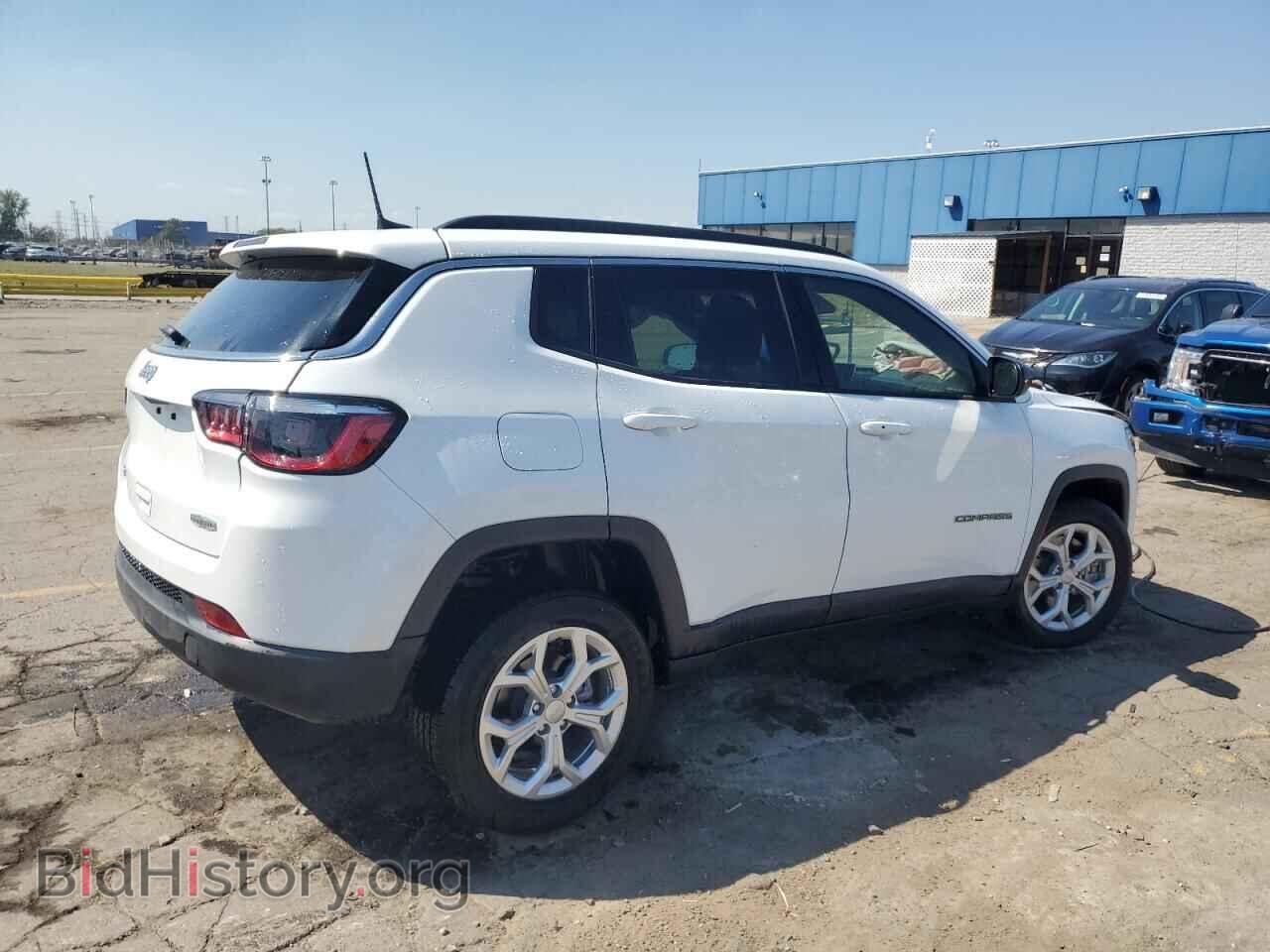2024 JEEP COMPASS - VIN: 3C4NJDBN4RT129295 - Фото 3