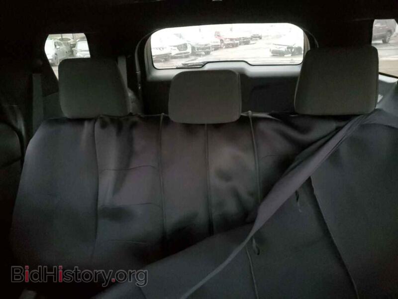 2011 Ford EXPLORER (VIN 1FMHK7D80BGA51655) — photo 10 of 13