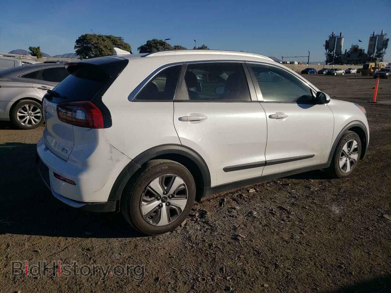 2017 KIA NIRO - VIN: KNDCB3LC7H5103798 - Фото 3