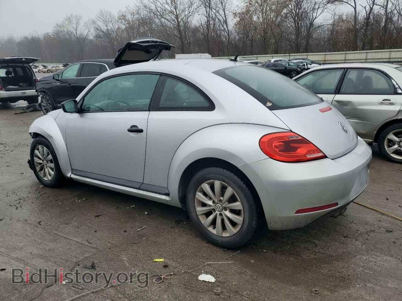 2014 VOLKSWAGEN BEETLE - VIN: 3VWFP7AT9EM605370 - Фото 2