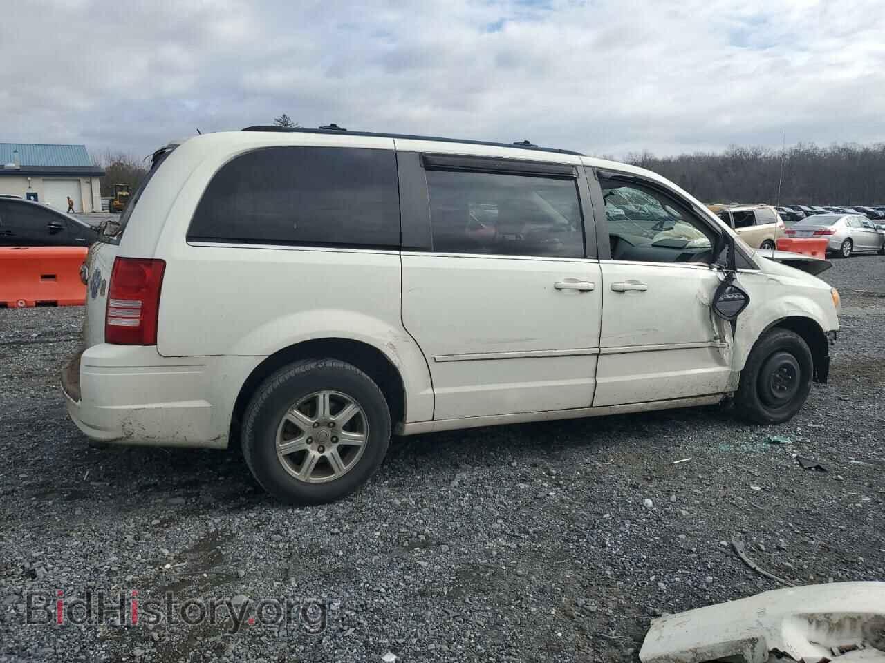 2008 CHRYSLER MINIVAN - VIN: 2A8HR54P98R740945 - Фото 3
