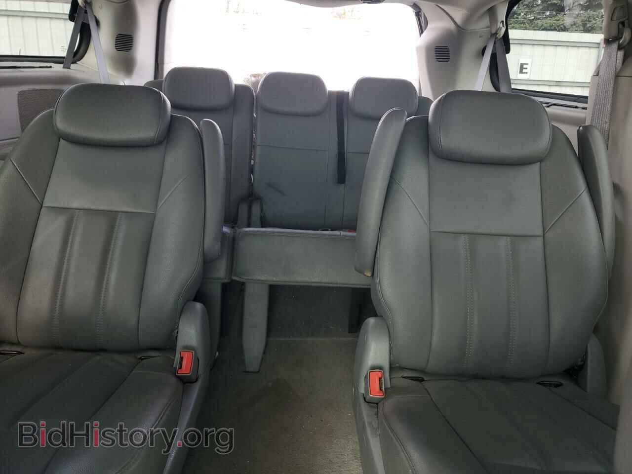 2008 CHRYSLER MINIVAN - VIN: 2A8HR54P98R740945 - Фото 10