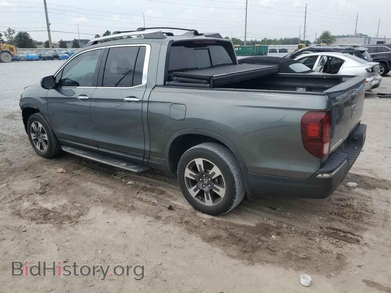 2018 HONDA RIDGELINE - VIN: 5FPYK3F76JB015695 - Фото 2