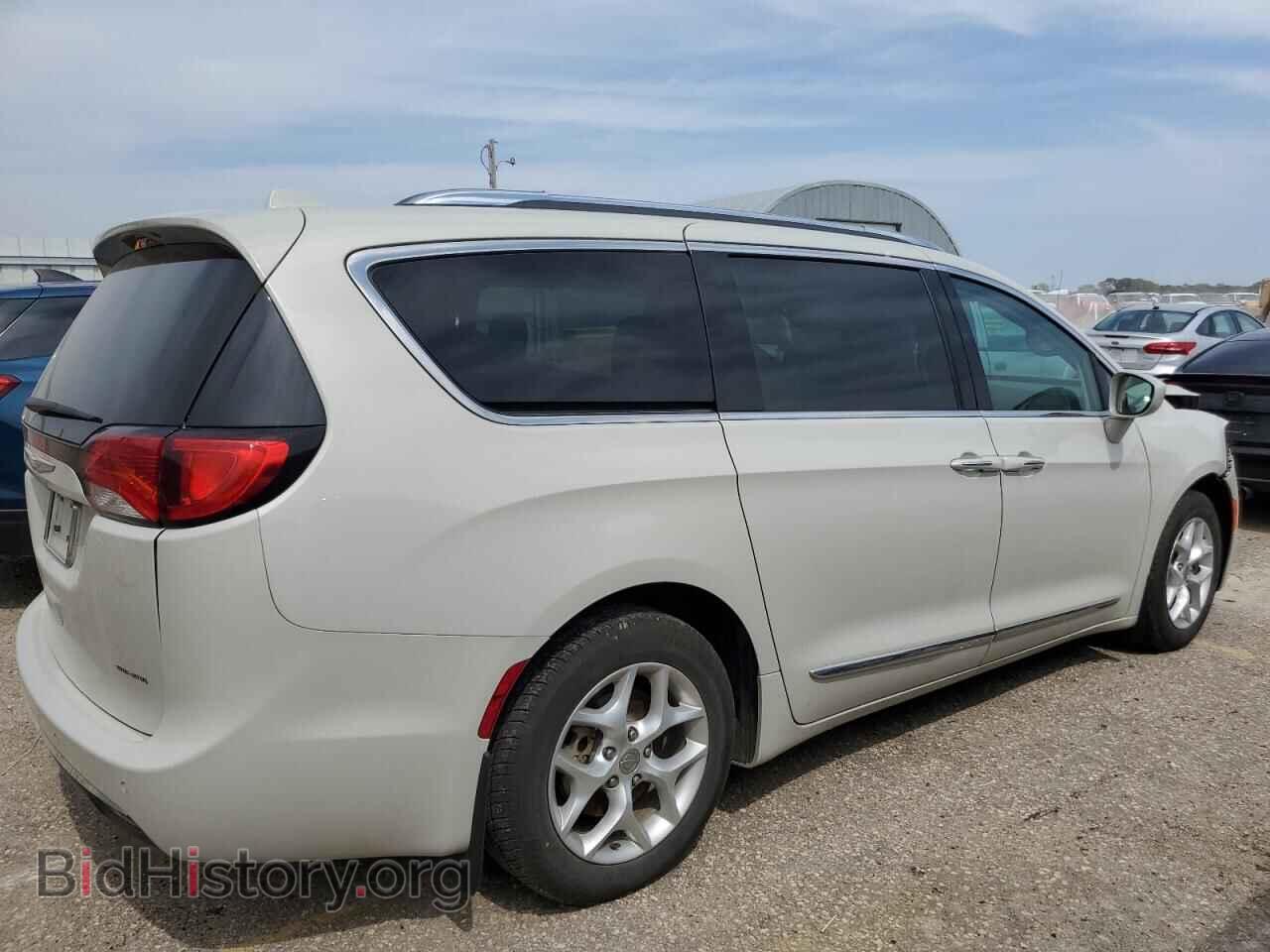 2017 CHRYSLER PACIFICA - VIN: 2C4RC1EG2HR684187 - Фото 3