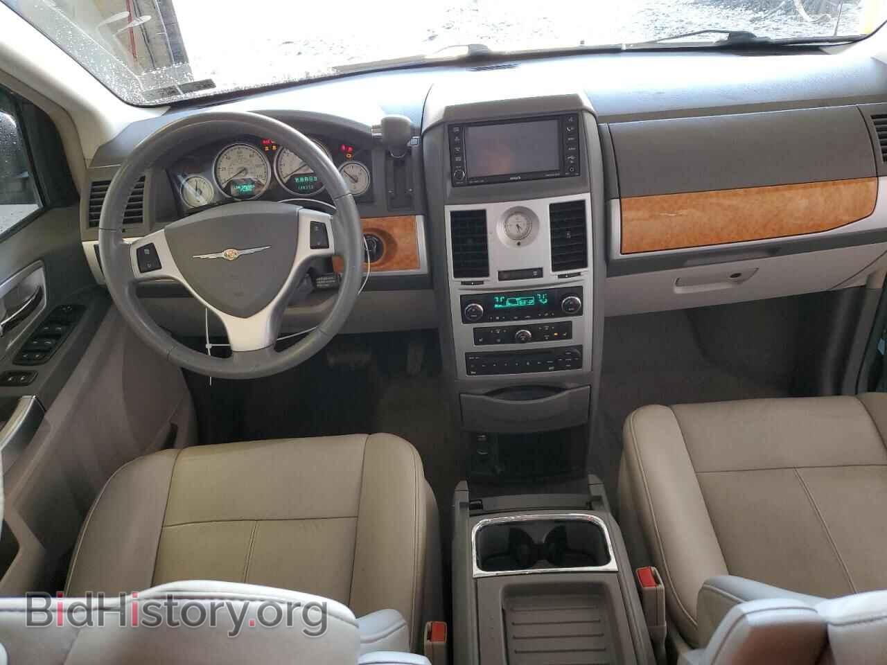 2008 CHRYSLER MINIVAN - VIN: 2A8HR64X08R820088 - Фото 8