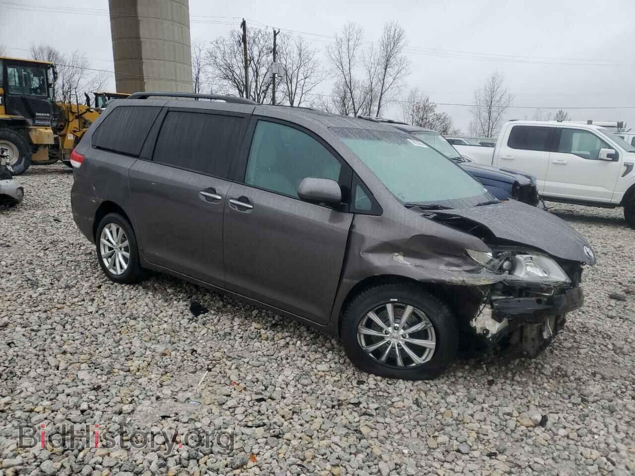 2011 TOYOTA All Models - VIN: 5TDDK3DC4BS004621 - Фото 4