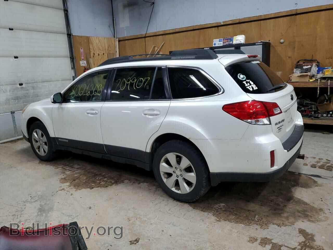 2011 SUBARU OUTBACK - VIN: 4S4BRCCC8B3367876 - Фото 2