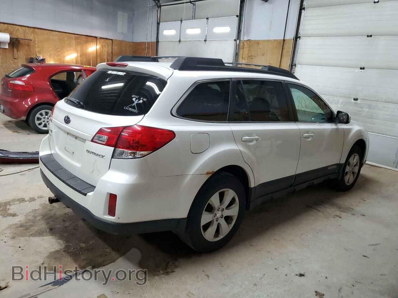 2011 SUBARU OUTBACK - VIN: 4S4BRCCC8B3367876 - Фото 3