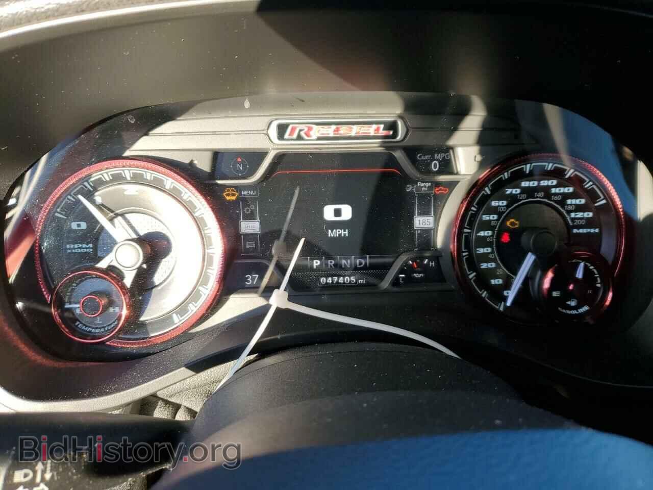 2019 RAM 1500 - VIN: 1C6RRELT1KN717052 - Фото 9