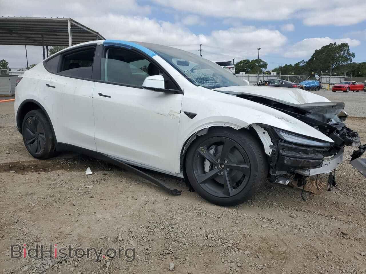 2026 TESLA MODEL Y - VIN: 7SAYGDEEXTF363229 - Фото 4