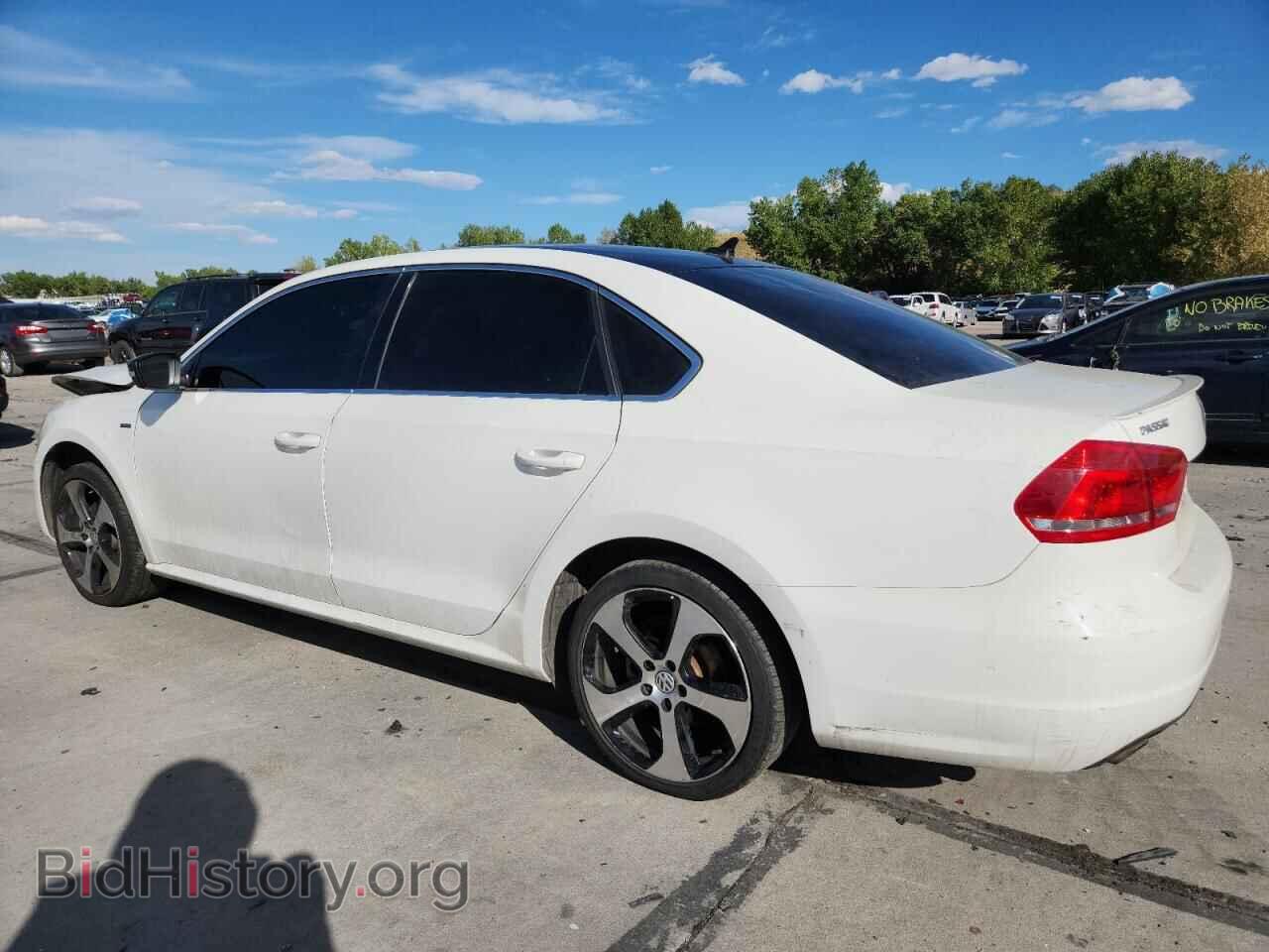 2015 VOLKSWAGEN PASSAT - VIN: 1VWBS7A35FC106341 - Фото 2