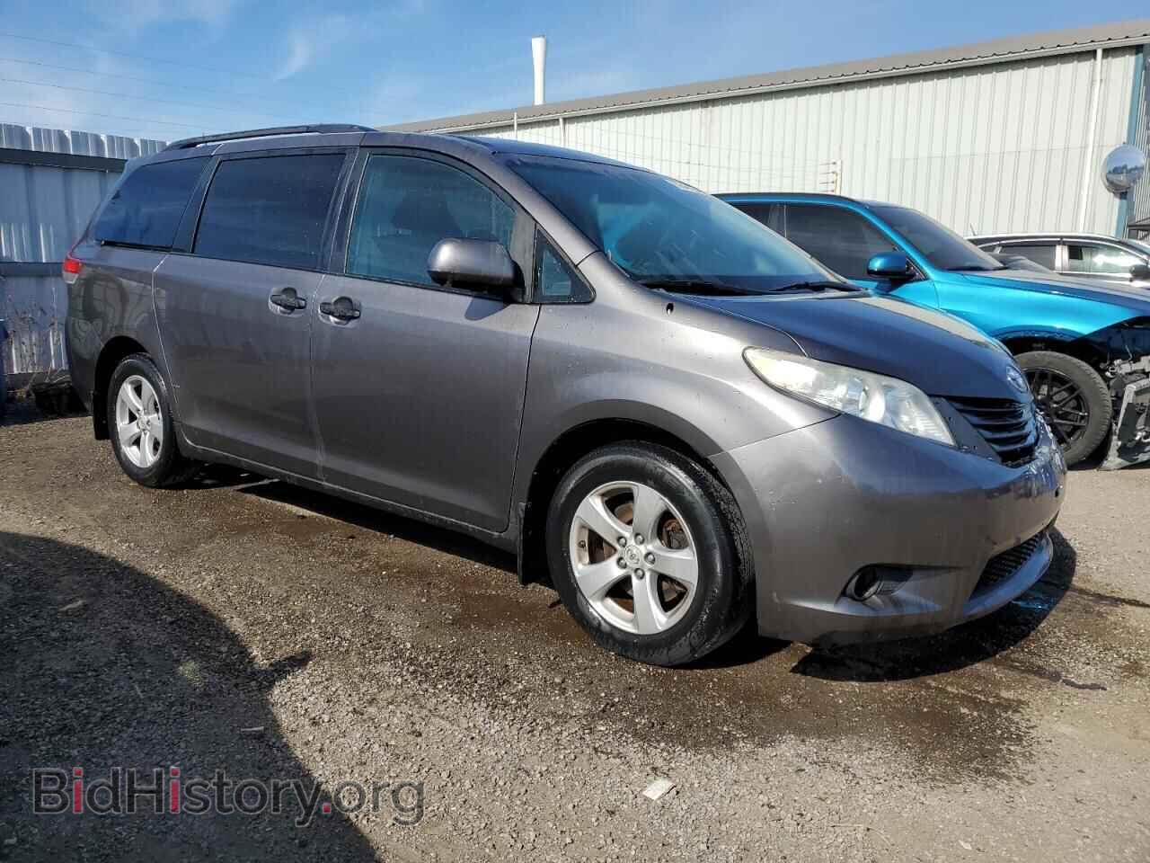 2011 TOYOTA All Models - VIN: 5TDZK3DC4BS024762 - Фото 4
