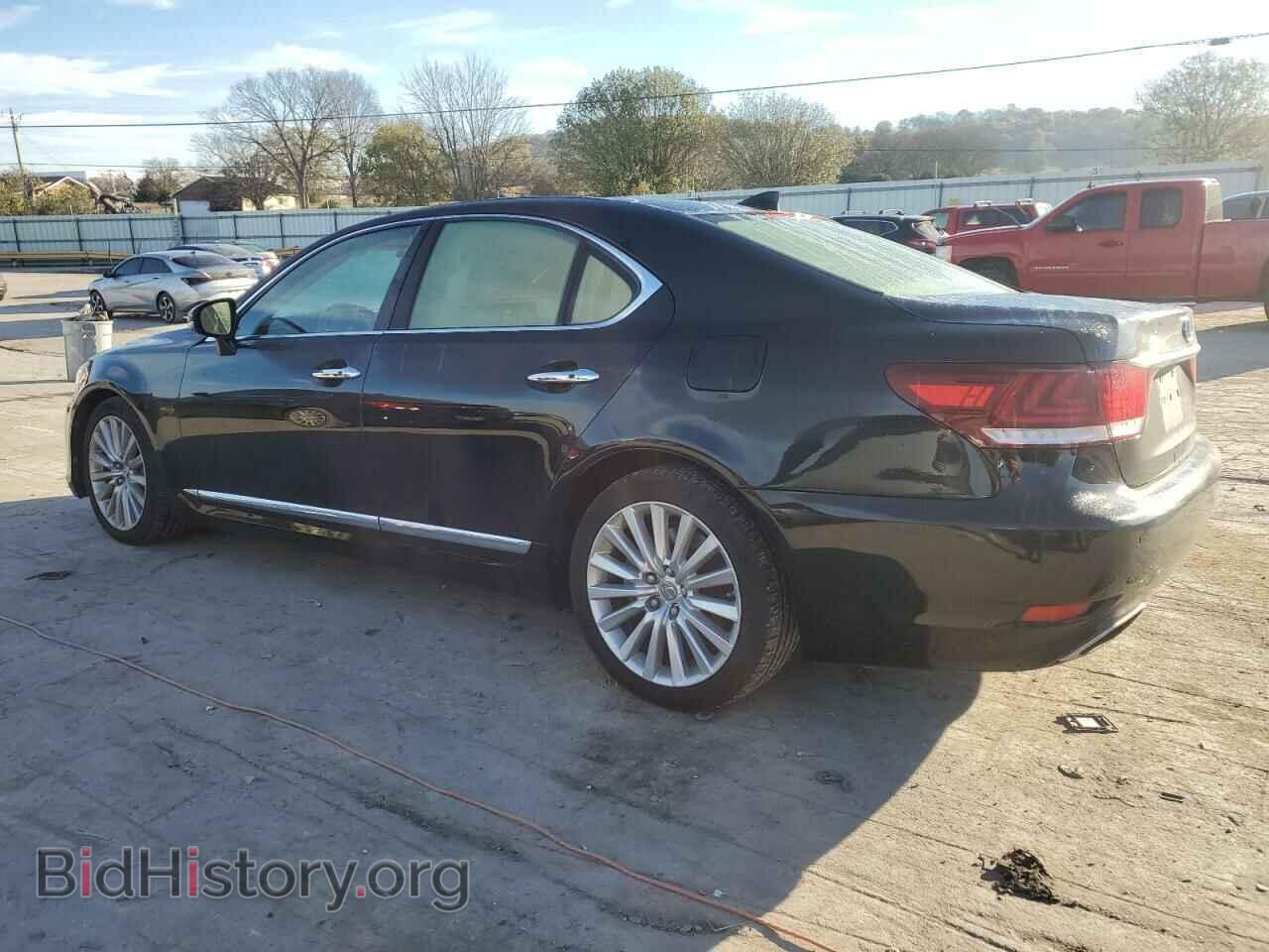 2014 LEXUS LS460 - VIN: JTHCL5EF0E5020255 - Photo 2