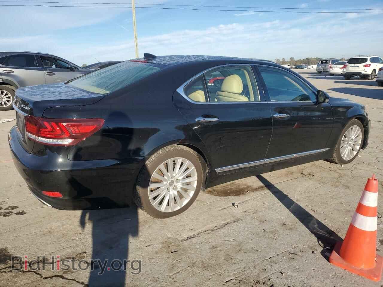 2014 LEXUS LS460 - VIN: JTHCL5EF0E5020255 - Photo 3