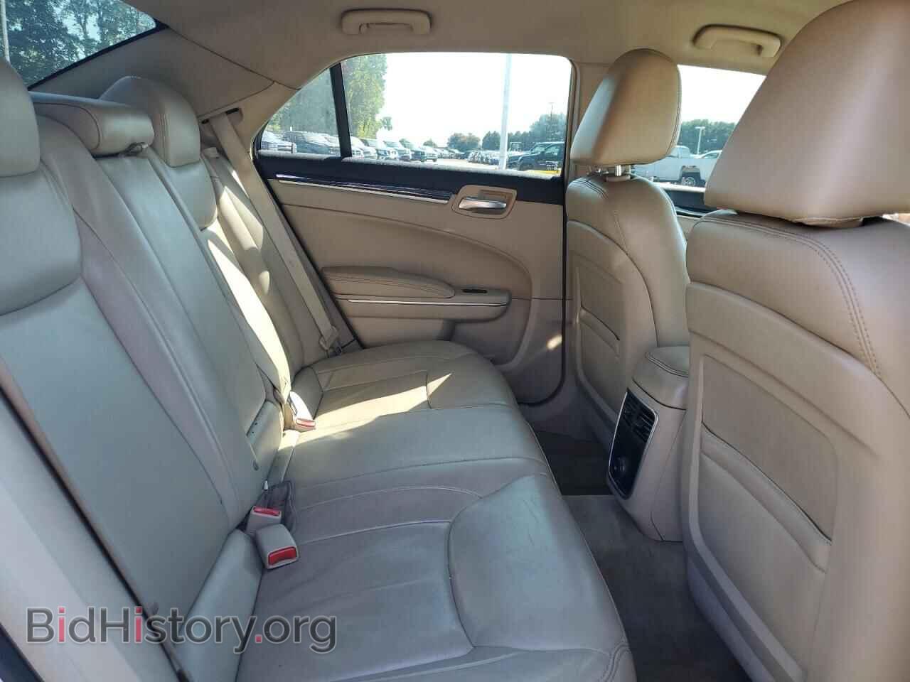 2013 CHRYSLER 300 - VIN: 2C3CCARG2DH745669 - Photo 10
