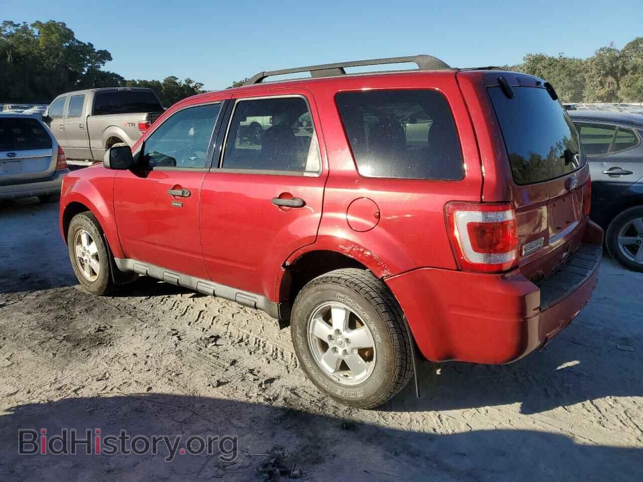2011 FORD ESCAPE - VIN: 1FMCU9D74BKA32093 - Фото 2
