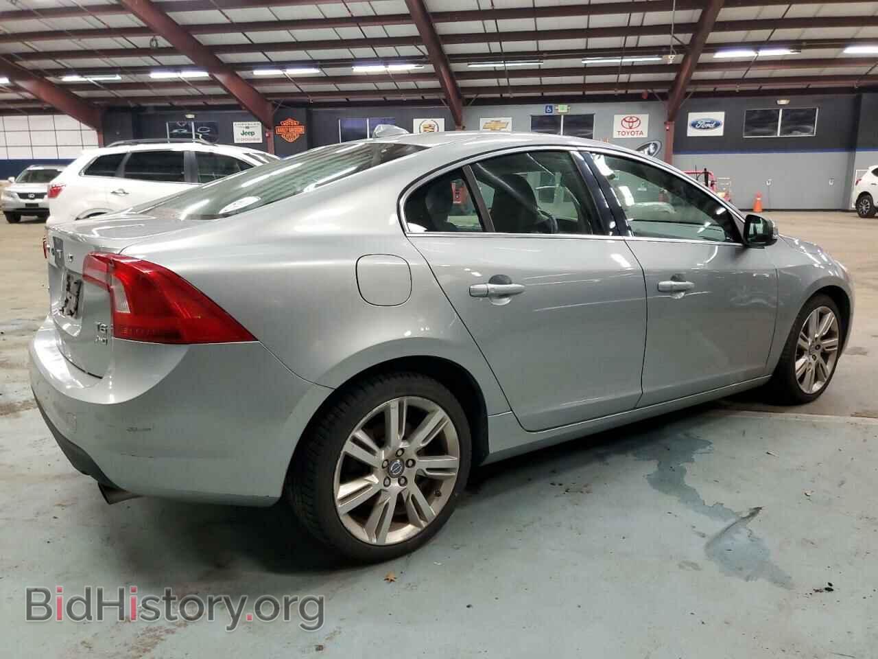 2011 VOLVO S60 - VIN: YV1902FH8B2016433 - Фото 3