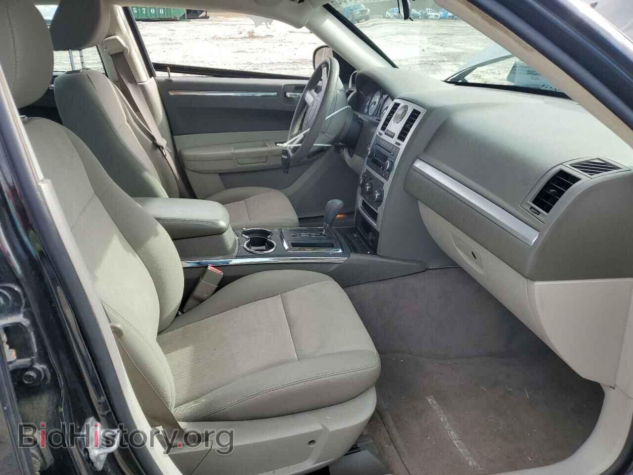 2010 CHRYSLER 300 - VIN: 2C3CA4CD1AH153892 - Фото 7