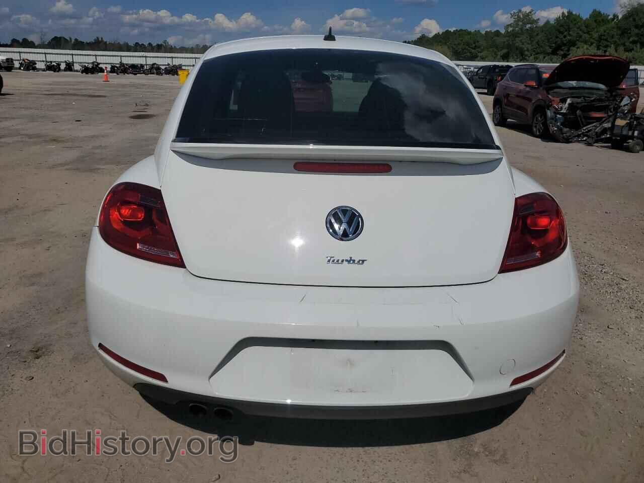 2016 VOLKSWAGEN BEETLE - VIN: 3VWF07AT2GM611941 - Фото 6